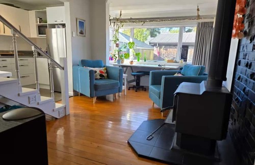 Kaiapoi House | I'm away, so it's all yours!