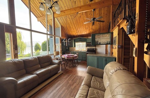 Okanagan-Similkameen Cottage | Osoyoos Snowbird Delight