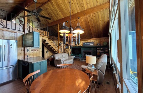 Okanagan-Similkameen Cottage | Osoyoos Snowbird Delight