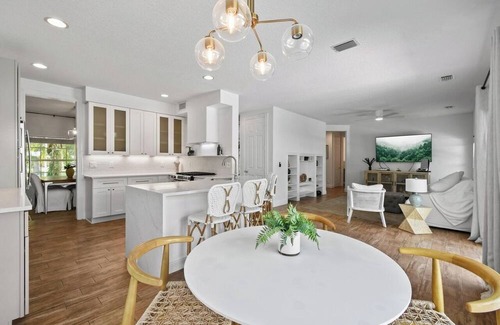 Egret Landing House | Luxurious 5bed Jupiter house near beaches