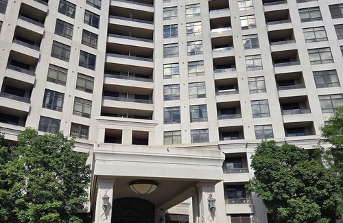 Vaughan Condo | Secured Gated Estate