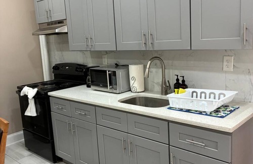 Poughkeepsie Apartment | NEW-Charming 3-bedroom apartment in Poughkeepsie NY