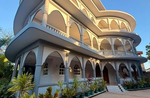 Mazizini House | Enchanting bungalow with AC in Zanzibar
