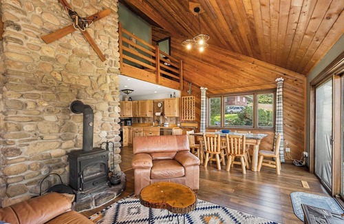 West Valley Cabin | Family-Friendly Cabin with Heated Pool & Sauna