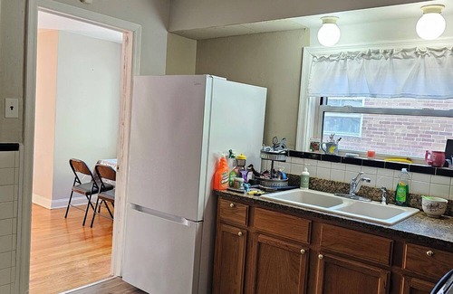 University City House | Affordable Peaceful Cozy House in STL