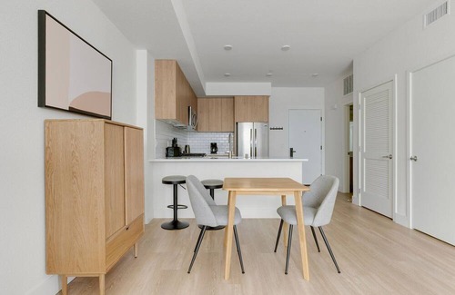 Burlingame Apartment | Blueground | Ingold - Milldale, pool, nr Park