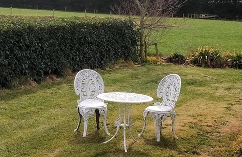 Darfield Cabin | Cosy comfortable, peaceful retreat, 30 mins from Christchurch Airport