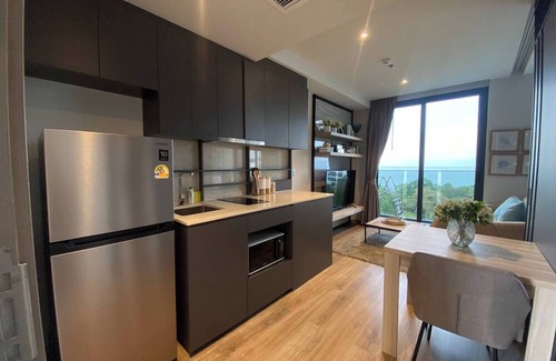 Pratumnak Hill Apartment | Pattaya’s Top Sea View Luxury Escape