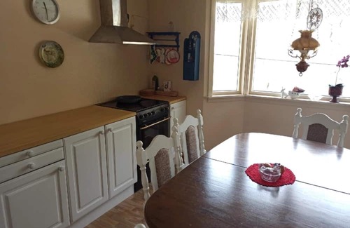 Halsa Municipality House | Charming 2-bedroom house in superb Møre og Romsdal with AC