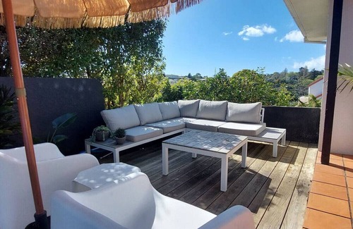 Kohimarama Apartment | Coastal Home with Pool & Spa (Furnished Rentals)