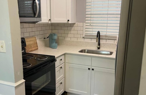 Charleston Apartment | Charming apartment- 2 guest & pool