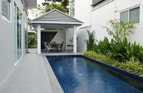 Phra Pradaeng Villa | 2 Bed Green Lung Pool Villa Surrounded by Nature