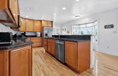 Grass Lake House | Grass Lake Retreat with Game Room & Fire Pit