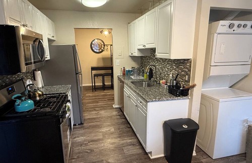 Silver Spring Apartment | Charming 1-bedroom apartment with AC, fitness room in brilliant Silver Spring