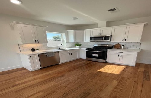 Downingtown Apartment | 3-bedroom apartment in lovely Downingtown with AC