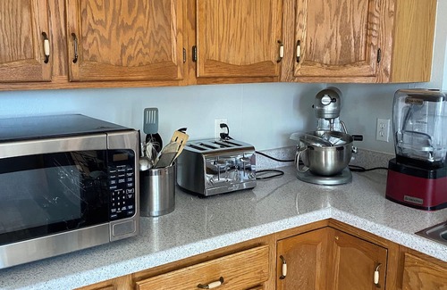 Worland House | Phenomenal 2-bedroom house with AC in charming Worland