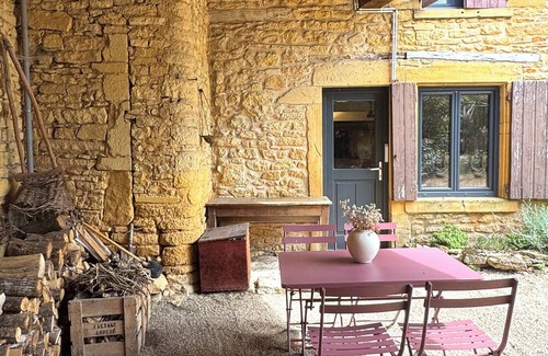 Les Echets House | Charming, peaceful cocoon in the Beaujolais region