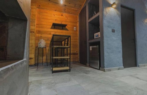 Huasca De Ocampo House | Jacaranda Whisper By Managers B1