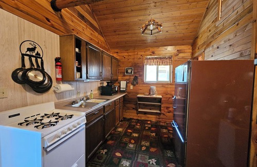 Mosby Cabin | Hunting Cabin-Triple M Elk Camp