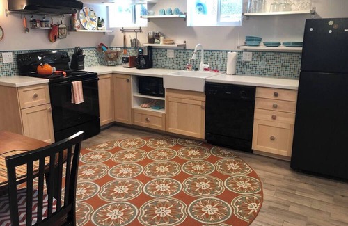 Sugar House Apartment | 1 Br King basement apartment, Sugarhouse