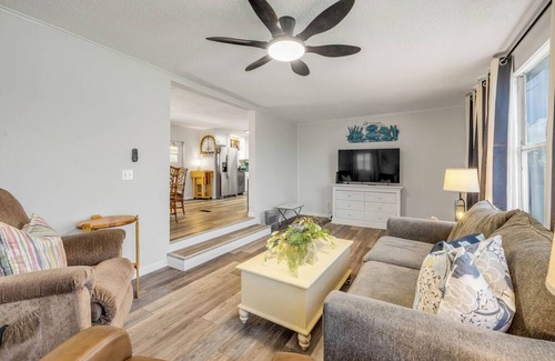 Water Front Park House | Boater and Fisherman's Paradise. Bring your boat, bring your dog, and enjoy!