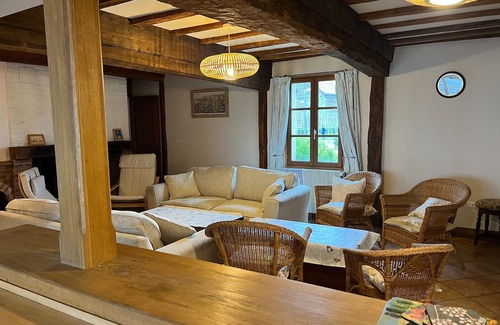 Azincourt House | Gites de l'Alberger