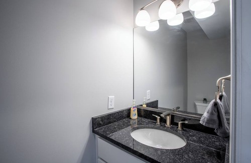 Lake Erie Beach Condo | Lakeside Bliss- Close to Highmark Stadium, home of the Bills!