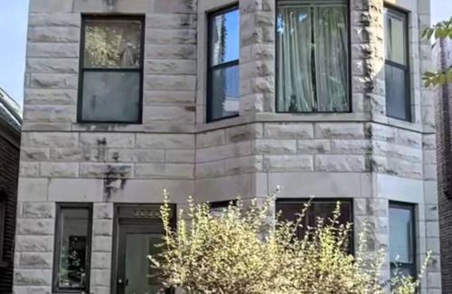 Chicago Apartment | Chic 1-bedroom apt in safe and enjoyable Chicago neighborhood