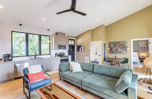 Weaverville House | 12 Mi to Asheville: Mtn-View Gem in Weaverville