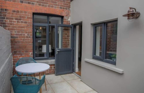 North Wall Apartment | Close to Spencer Dock 3 Bedroom Apartment