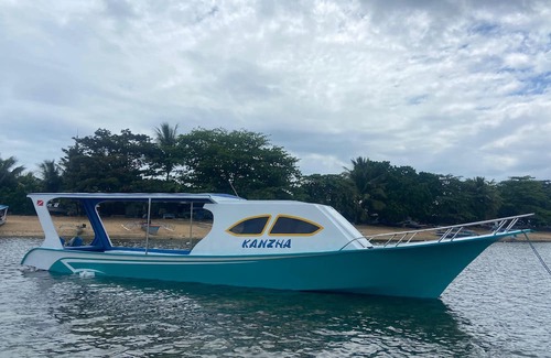 Manado City Centre Boat Rental | Soothing boat rental in Manado for a tranquil getaway
