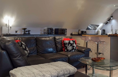 Wallingford Apartment | 1 bedroom accommodation in Ewelme, near Benson