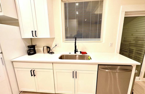 Spartanburg House | Spartanburg 3-Bedroom Home with AC & WiFi , 5 Mins to Downtown Dining & Cafés