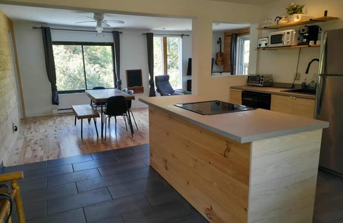 Duhamel Cottage | Duhamel Treetop Cottage