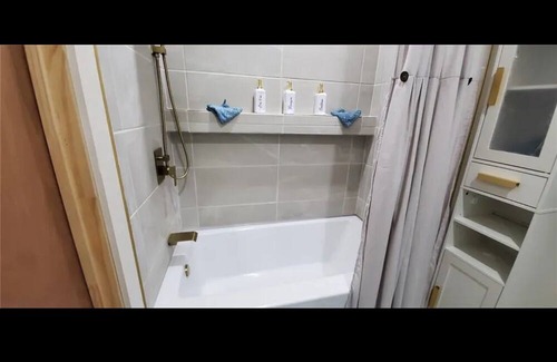 Homestead Apartment | Wonderful 2-bedroom apartment with AC in Homestead