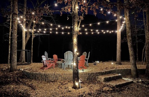 Pelsor Cabin | Tranquil Woods Getaway/130 Acres/3BR
