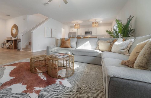 Ybor City House | 2405 E 19th Ave Summa