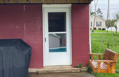 Verona House | Cozy lower level apartment in Verona VA