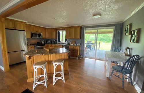 Silver Creek House | 3 Bed 2 Bath Lake of the Woods Retreat