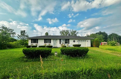 Silver Creek House | 3 Bed 2 Bath Lake of the Woods Retreat