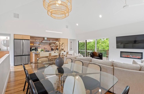 Weaverville House | Hydro Pool + Hot Tubs + Cold Plunge Views Luxe Dual Retreats 6BR Sleeps 16