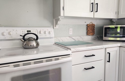 Hoodsport House | Family Friendly Hood Canal Getaway - 3 BD/2 BA Sleeps 6
