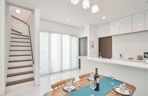 Izumisano Villa | TSUBAKI Raku no Yado Tsubaki A quiet house near Kansai Airport, ideal for family trips.