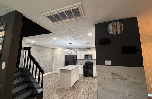 Meadows Place House | Spacious Family-Friendly 3BR Home w/Yard Near Richmond & Rosenberg