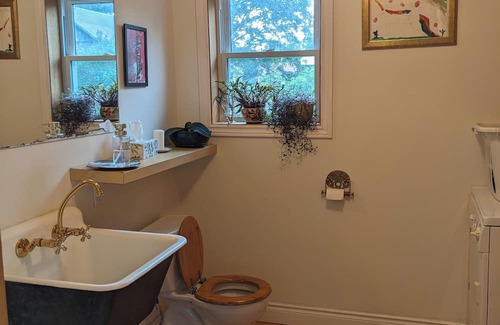Grey Highlands House | Grey Highlands short drive to skiing and hiking