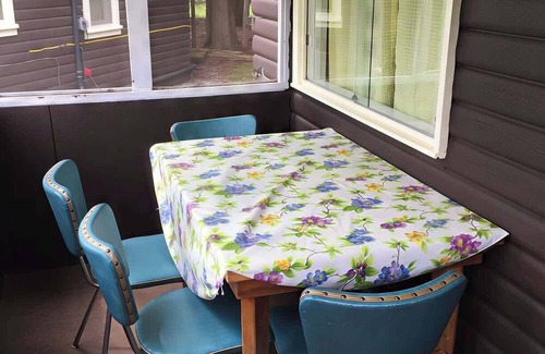 Bobcaygeon House | 2-Bedroom Cottage #1 - Ambleside