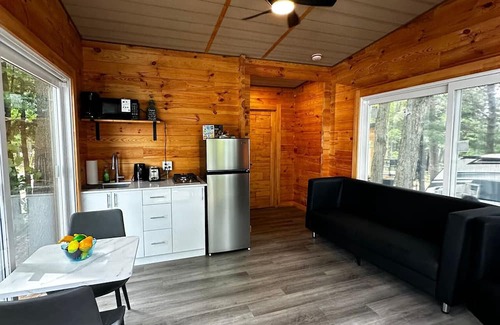 Parry Sound House | 1bedroom Unique Eco Log Cabins in Parry Sound #104