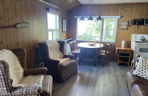 Carling Cabin | Lakeview Cabin in Georgian Bay - Rockwood #3