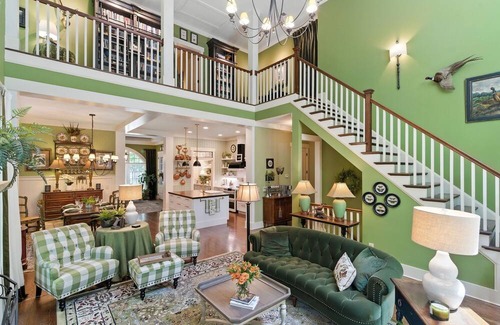 Jasper House | Escape to Nature in Style with Resort-Style Relaxation