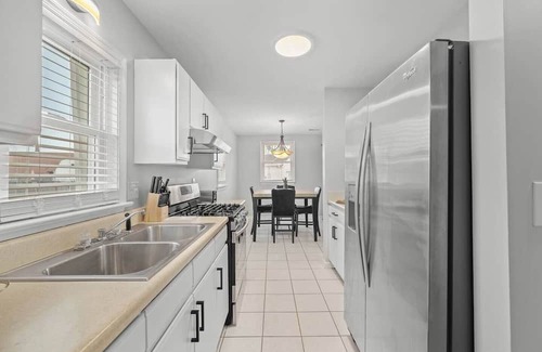 North Newport News House | Cozy Newport News Getaway